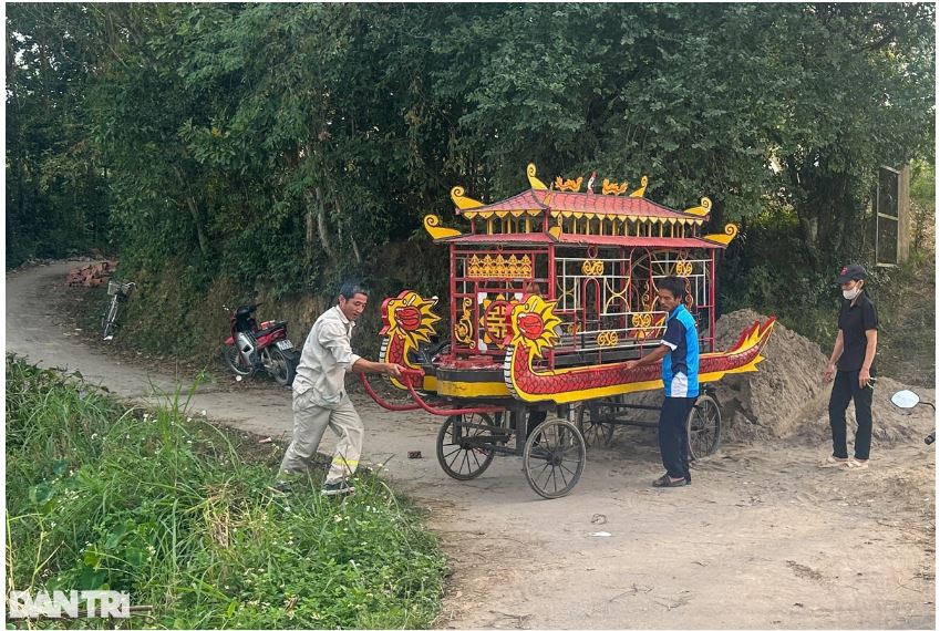 Tang thương bao trùm xóm nhỏ có 5 học sinh đuối nước ở Phú Thọ