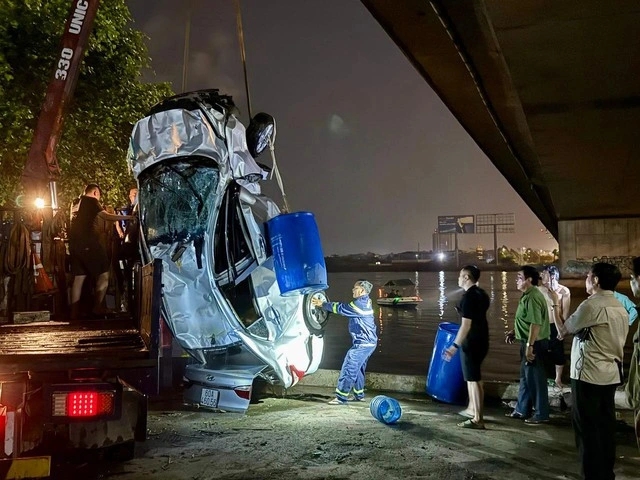 Vụ ô tô rơi xuống sông Đồng Nai khiến cô gái trẻ 22 tuổi tử vong: Xác định nguyên nhân ban đầu