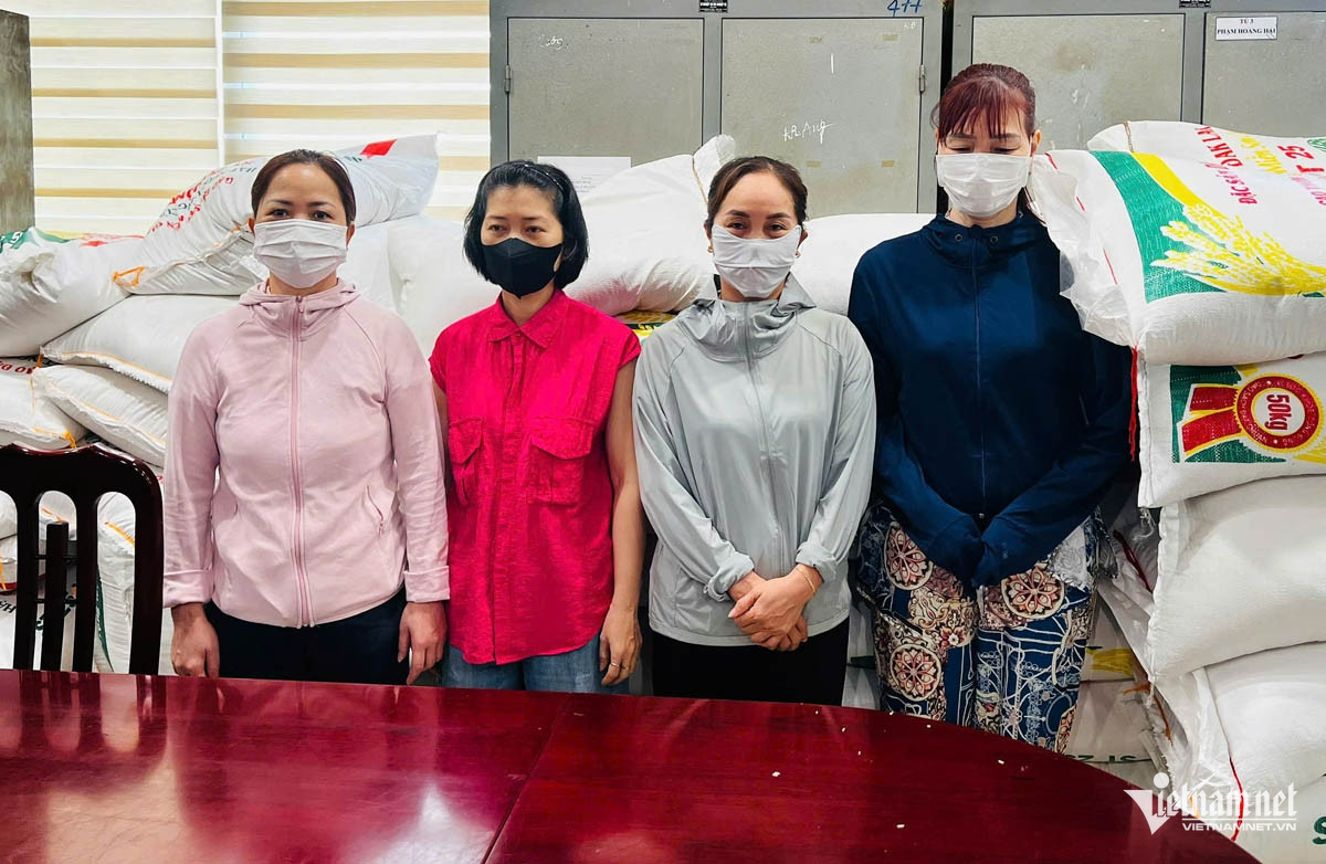 Hai chủ cửa hàng ở Hà Nội bán hơn 17 tấn gạo ‘ngon nhất thế giới’ giả mạo