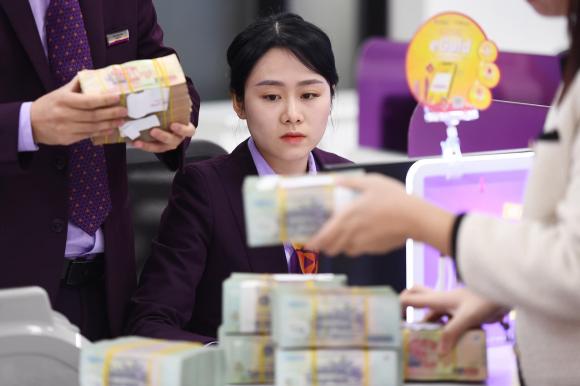 10 nghề ở Việt Nam có thể bị AI ‘xóa sổ’ vĩnh viễn trong 5 năm tới, ngành đầu tiên gây bất ngờ rất nhiều người đăng ký thi năm nay