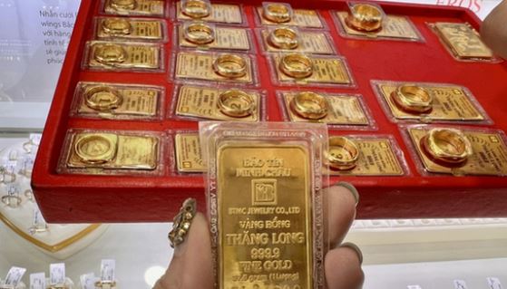 Giá vàng chiều nay (9-5): Giảm mạnh