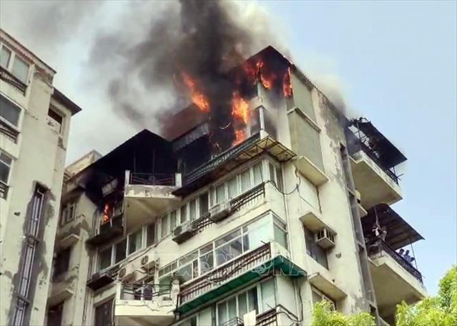 Cháy chung cư, 3 cha con tu:vong khi nh:ảy xuống từ ban công tầng 9