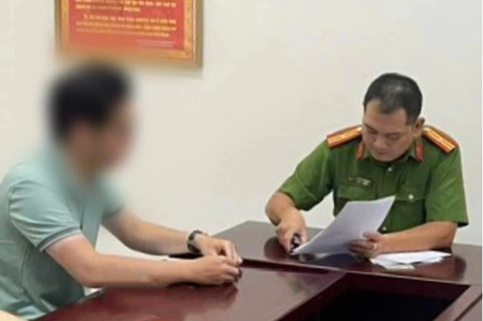 NÓNG: Đã xác định danh tính nam thanh niên kh:ỏa th:ân đuổi theo cô gái trong đêm ở Hà Nội