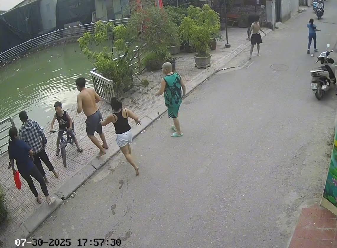 Hai anh em ruột tuvong thương tâm dưới giếng nước gần khu trọ ở Hà Nội