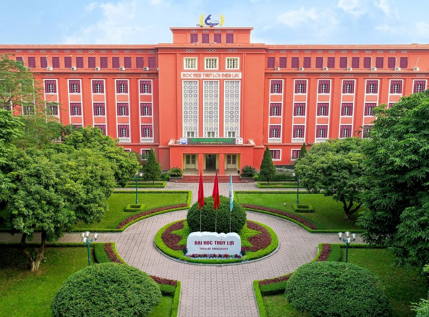 7 trường Đại học ở Hà Nội có điểm chuẩn thấp nhưng chất lượng đào tạo cao, học phí rẻ, đa ngành nghề