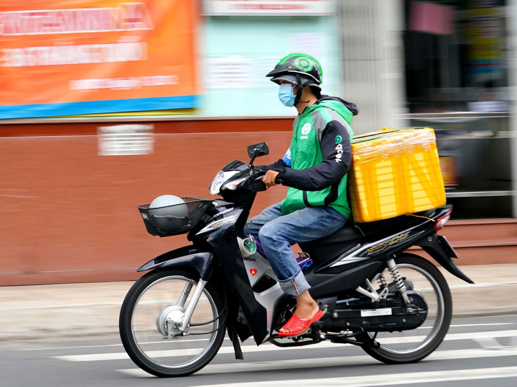 Người phụ nữ ở Hà Nội mất 1,5 tỷ đồng khi thanh toán món hàng 10.000 đồng