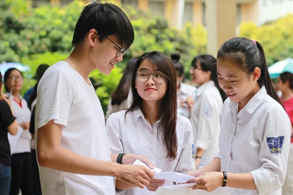 Thêm gần 100 trường đại học công bố điểm sàn xét tuyển 2025