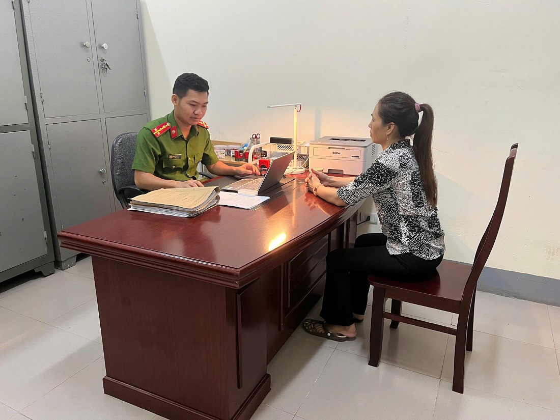 Giế/t m/ổ 2 con heo bị d/ịch t/ả châu Phi đem bán, người phụ nữ bị khởi tố