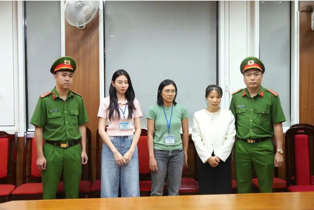Bộ Công an đề nghị truy tố hoa hậu Thùy Tiên và Quang Linh Vlogs tội lừa dối khách hàng