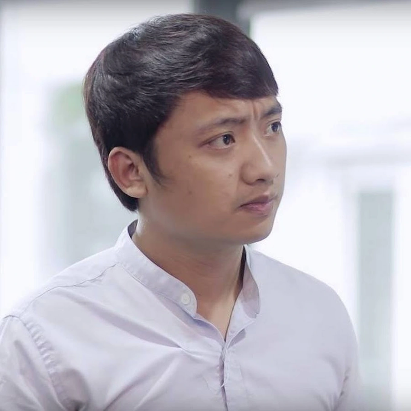 YouTuber chuyên vào vai “Chủ tịch giả nghèo” là ai?
