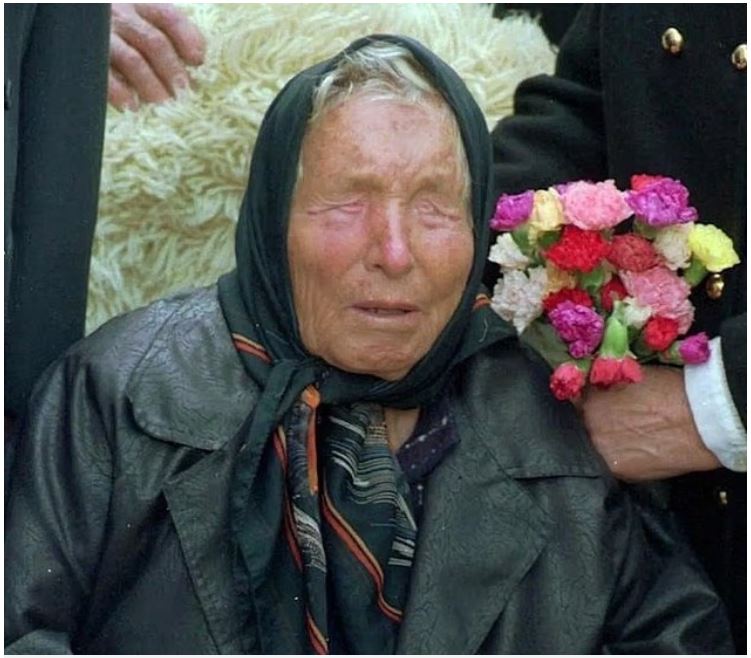 Lời tiên tri cho cuối năm 2025 của bà Baba Vanga khiến thế giới xôn xao